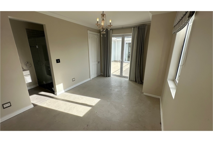 4 Bedroom Property for Sale in Val De Vie Estate Western Cape